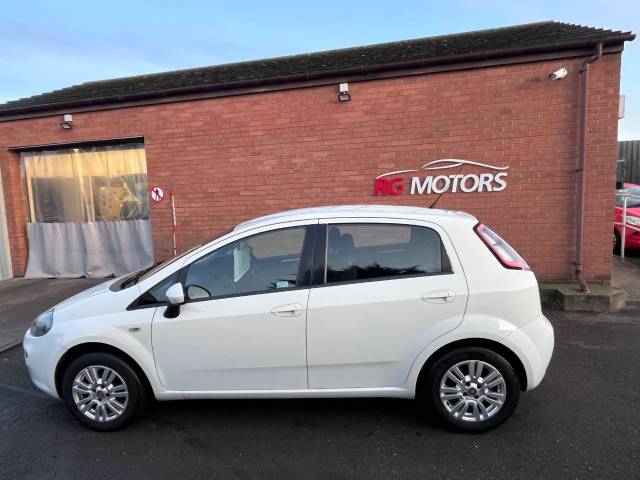 2014 Fiat Punto 1.2 Easy White 5dr Hatch