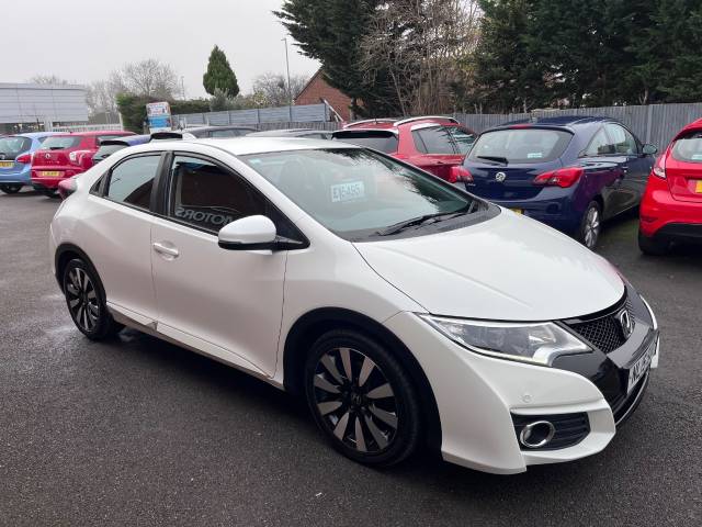 2015 Honda Civic 1.6 i-DTEC SE Plus White 5dr Hatch