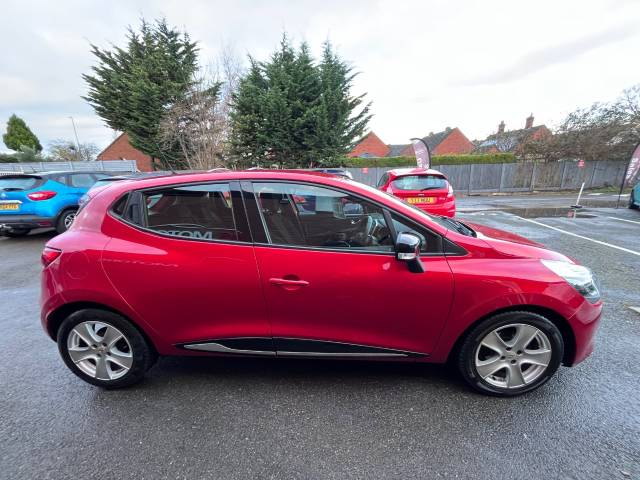 2015 Renault Clio 1.2 16V Dynamique Nav Red 5dr