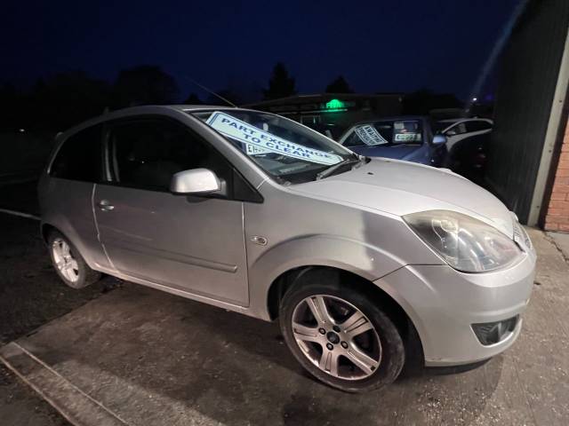 2007 Ford Fiesta 1.4 Zetec Silver 3dr Hatch [Climate]