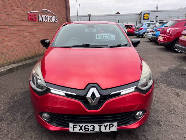 2013 Renault Clio 1.2 16V Dynamique MediaNav Red 5dr Hatch