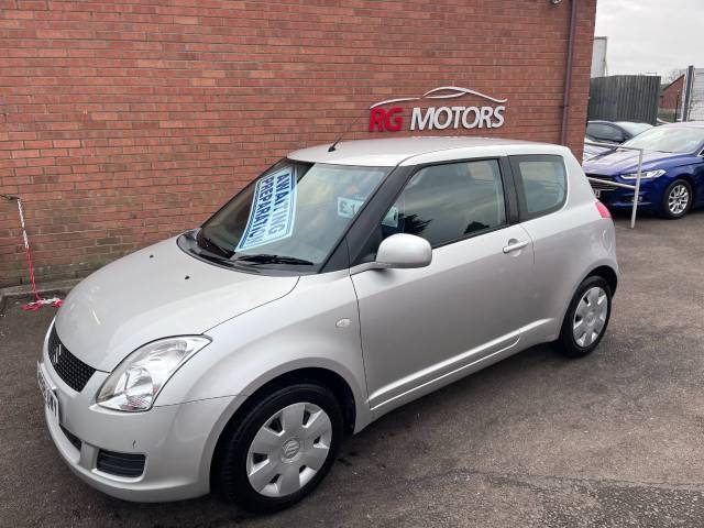 Suzuki Swift 1.3 GL Silver 3dr Hatch Hatchback Petrol Silver