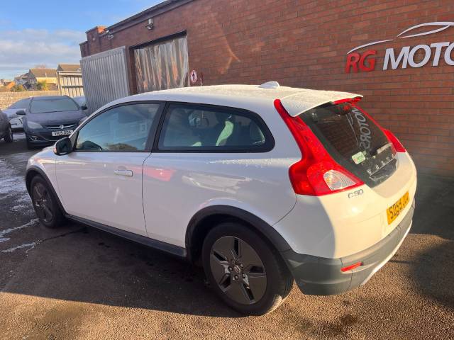 2009 Volvo C30 1.6D DRIVe R DESIGN White 3dr Hatch