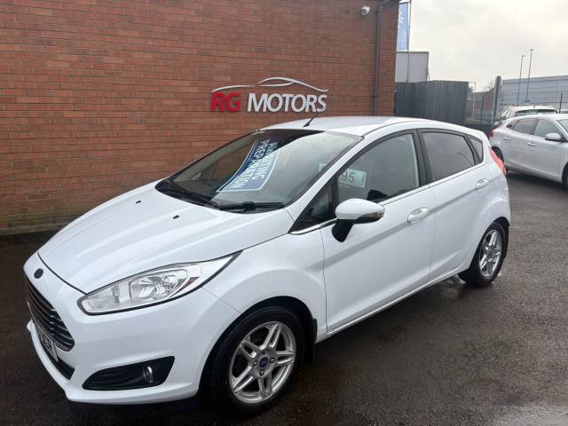 Ford Fiesta 1.0 EcoBoost Zetec White 5dr Hatch Hatchback Petrol White