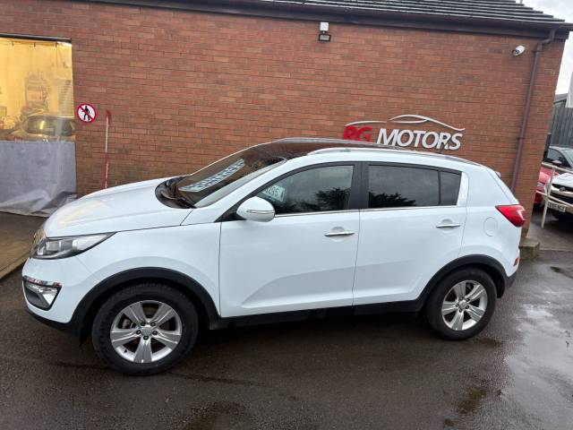 2012 Kia Sportage 1.7 CRDi ISG 2 White 5dr Estate