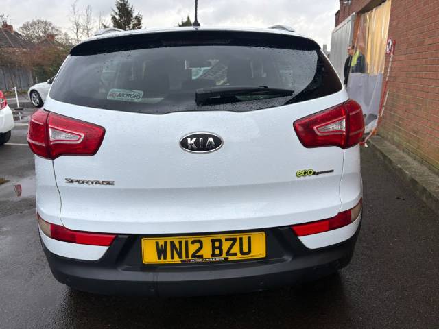 2012 Kia Sportage 1.7 CRDi ISG 2 White 5dr Estate