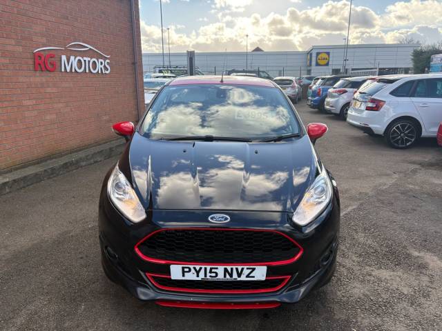 2015 Ford Fiesta 1.0 EcoBoost 140 Zetec S Black Edition 3dr