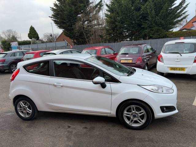 2014 Ford Fiesta 1.25 82 Zetec White 3dr Hatch