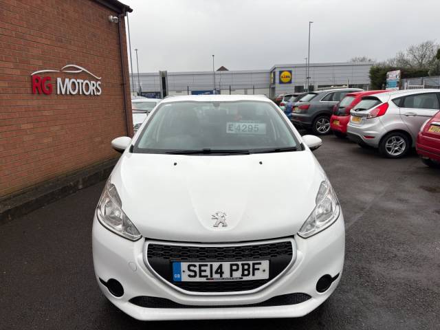 2014 Peugeot 208 1.4 HDi Access+ White 5dr Hatch
