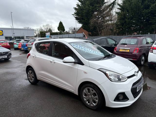 2015 Hyundai i10 1.0 Blue Drive SE White 5dr Hatch