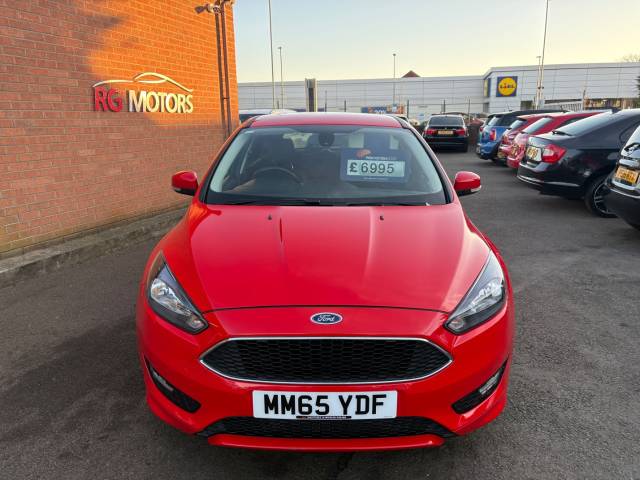 2015 Ford Focus 1.5 TDCi 120 Zetec S Red 5dr Hatch