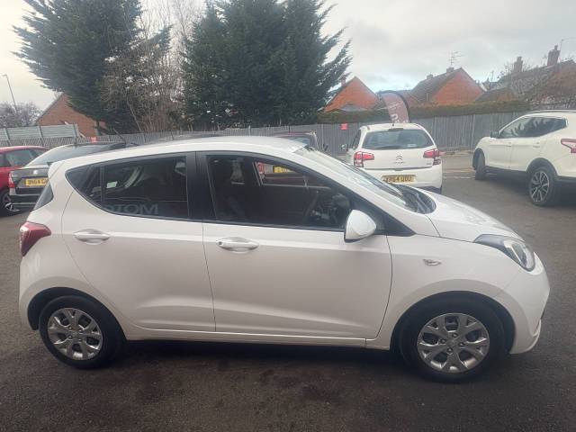 2014 Hyundai i10 1.2 SE White 5dr Auto