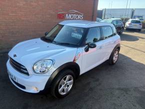 MINI COUNTRYMAN 2014 (64) at RG Motors Lincoln