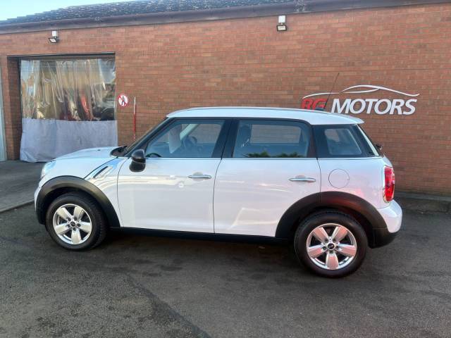2014 Mini Countryman 1.6 One White 5dr Hatch