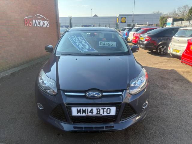 2014 Ford Focus 1.6 182 EcoBoost Zetec S Grey 5dr Hatch