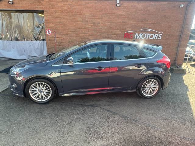 2014 Ford Focus 1.6 182 EcoBoost Zetec S Grey 5dr Hatch