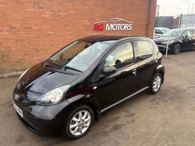 Toyota Aygo 1.0 VVT-i Black 5dr Hatch Hatchback Petrol Black