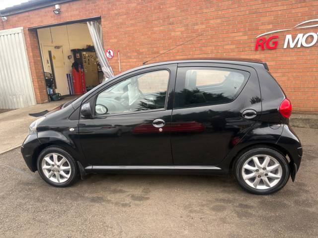 2007 Toyota Aygo 1.0 VVT-i Black 5dr Hatch