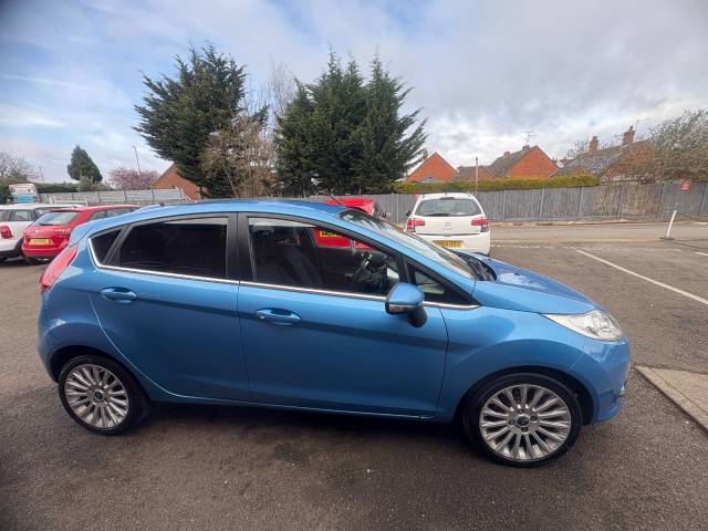 2012 Ford Fiesta 1.4 Titanium Blue 5dr Hatch
