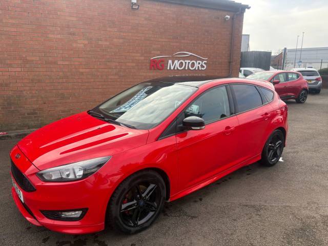 Ford Focus 1.5 EcoBoost 182 Zetec S Red 5dr Hatch Hatchback Petrol Red