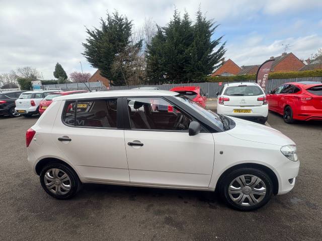 2013 Skoda Fabia 1.2 12V 60 S White 5dr Hatch
