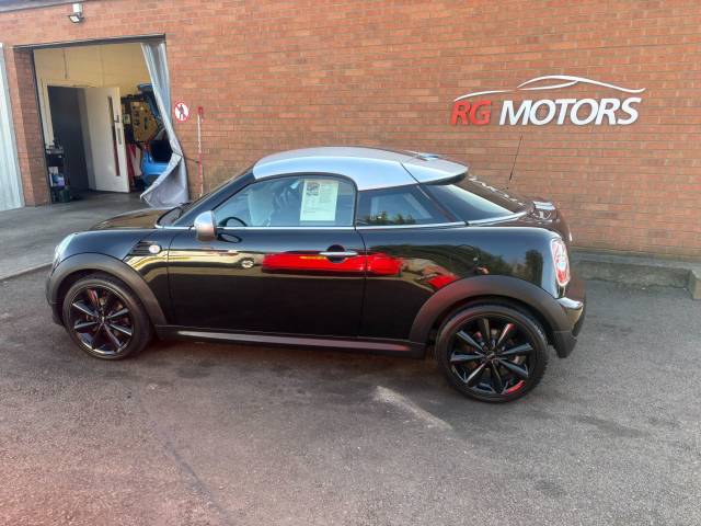 2013 Mini Coupe 1.6 Cooper Black 3dr Coupe