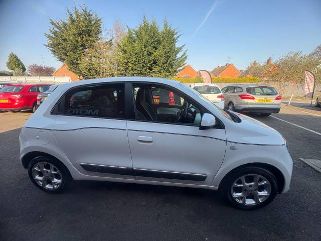 2015 Renault Twingo 0.9 TCE Dynamique White 5dr Hatch
