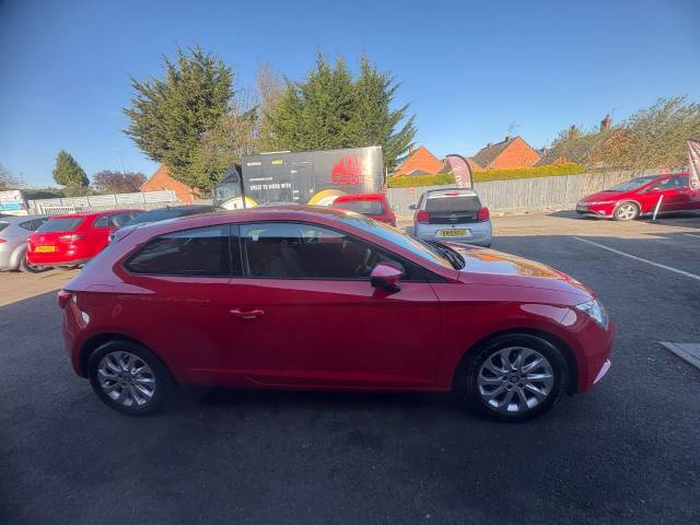 2015 SEAT Leon 1.6 TDI Ecomotive SE Red 3dr Hatch [Technology Pack]