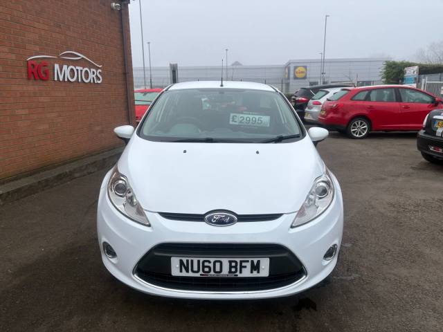 2010 Ford Fiesta 1.4 Zetec White 5dr Hatch