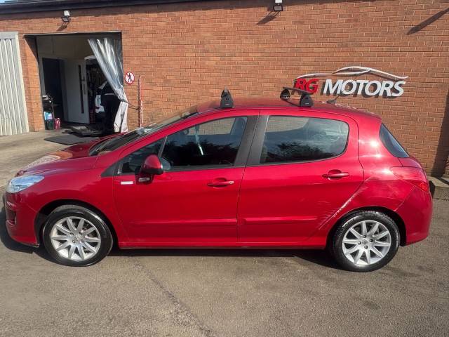 2011 Peugeot 308 1.6 VTi Millesim Red 5dr Hatch