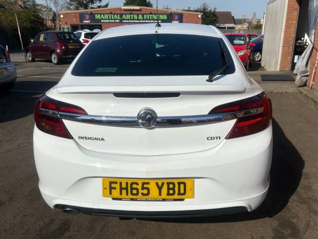 2015 Vauxhall Insignia 1.6 CDTi SRi Vx-line White 5dr Hatch