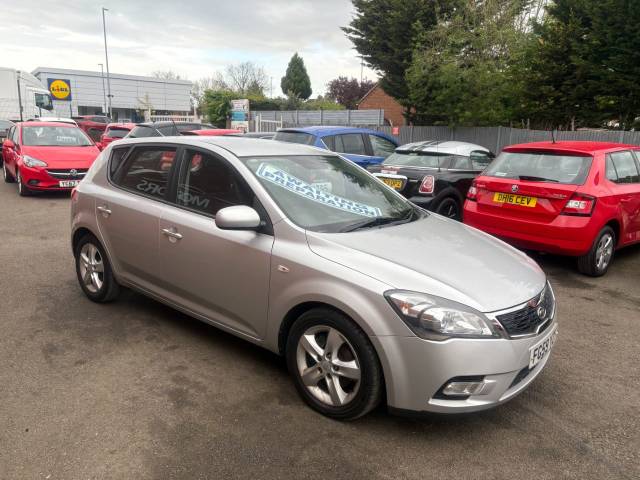 2009 Kia Ceed 1.6 CRDi 2 Silver 5dr Hatch