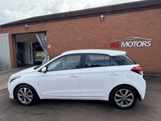 2015 Hyundai i20 1.2 Blue Drive SE Silver 5dr Hatch
