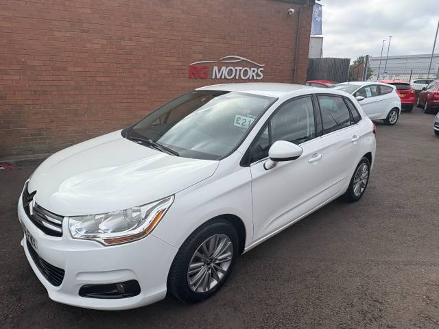 Citroen C4 1.6 HDi [110] VTR+ White 5dr Hatch Hatchback Diesel White