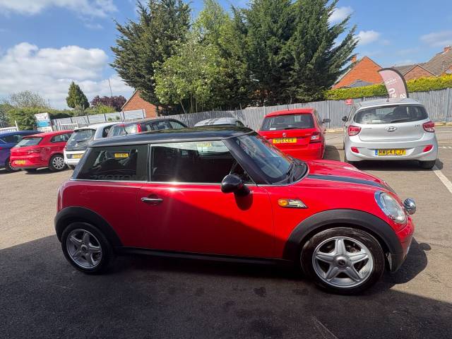 2009 Mini Hatchback 1.6 Cooper Red 3dr Hatch