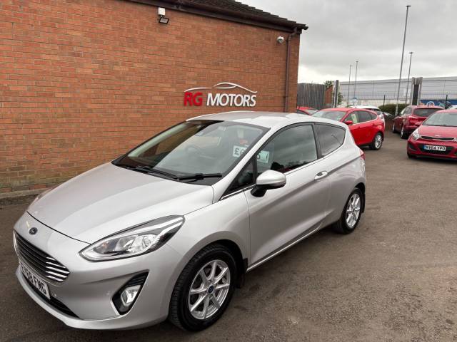 Ford Fiesta 1.1 Zetec 3dr Hatchback Petrol Silver