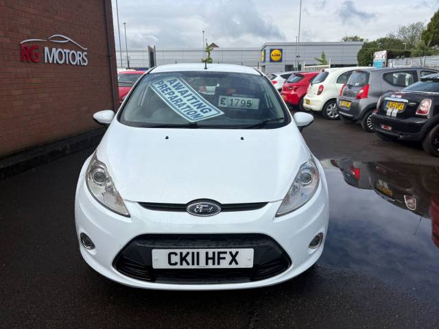 2011 Ford Fiesta 1.25 16V Zetec White 5dr Hatch