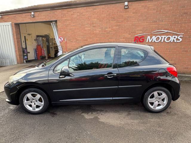 2009 Peugeot 207 1.4 Verve Black 3dr Hatch