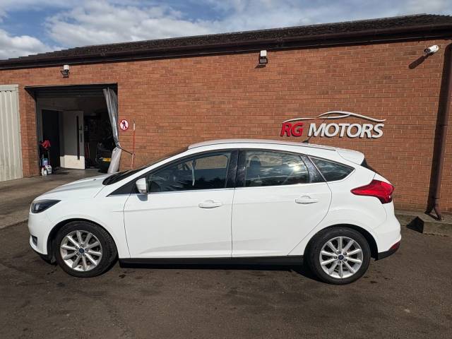 2016 Ford Focus 1.5 TDCi 120 Titanium White 5dr Hatch