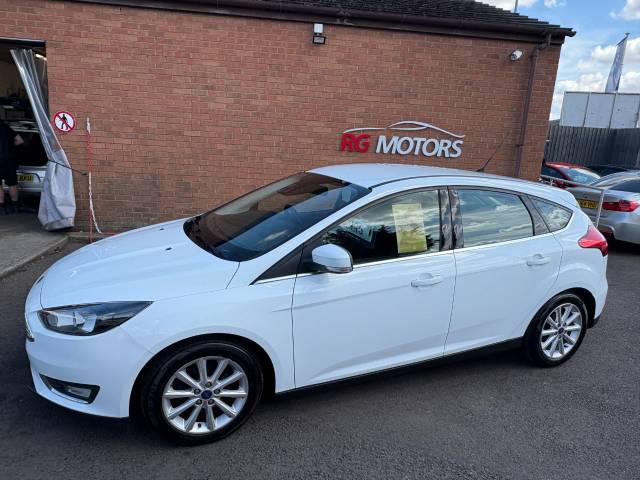 2016 Ford Focus 1.5 TDCi 120 Titanium White 5dr Hatch