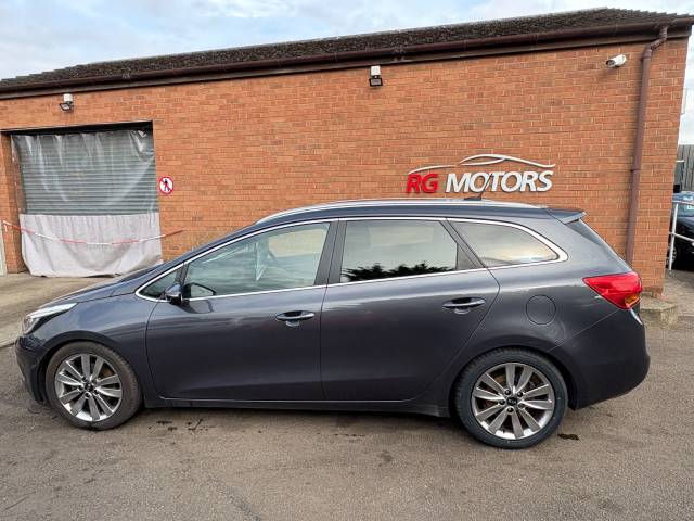 2013 Kia Ceed 1.6 CRDi 4 Tech Grey 5dr Estate