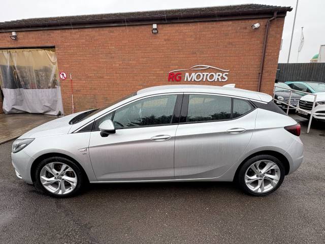 2016 Vauxhall Astra 1.6 CDTi 16V 136 SRi Nav Silver 5dr Hatch