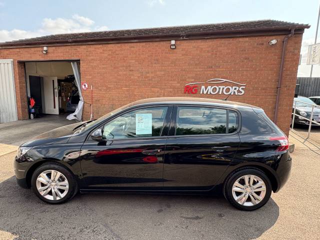 2016 Peugeot 308 1.6 BlueHDi 120 Active Black 5dr Hatch