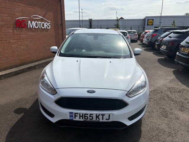 2015 Ford Focus 1.0 EcoBoost Zetec White 5dr Estate