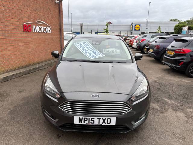 2015 Ford Focus 1.0 EcoBoost 125 Titanium Grey 5dr Hatch