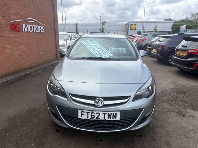 2012 Vauxhall Astra 1.4i 16V Active Silver 5dr Hatch