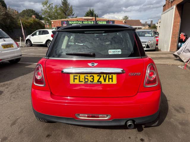 2013 Mini Hatchback 1.6 Cooper Red 3dr Hatch