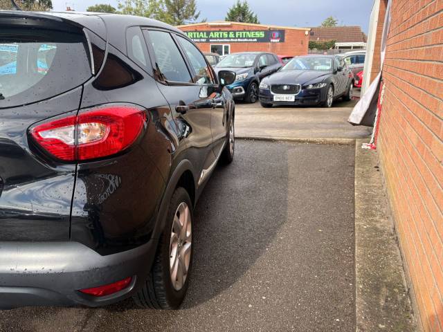 2017 Renault Captur 0.9 TCE 90 Dynamique Nav Black 5dr Hatch