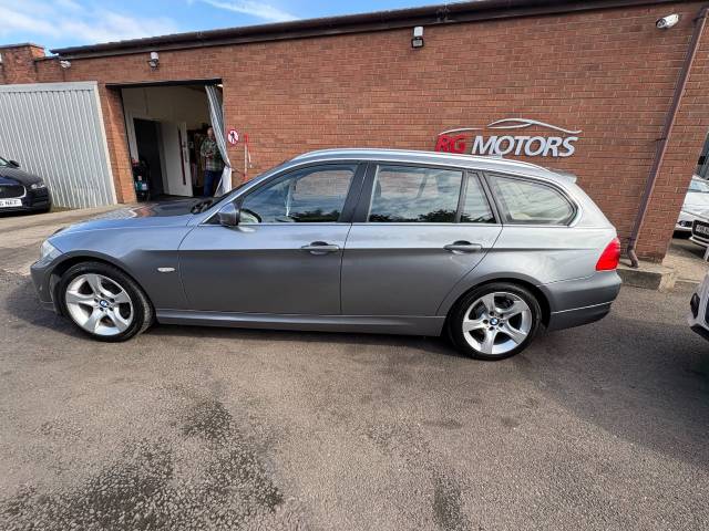 2012 BMW 3 Series 2.0 318d Exclusive Edition Silver 5dr Estate