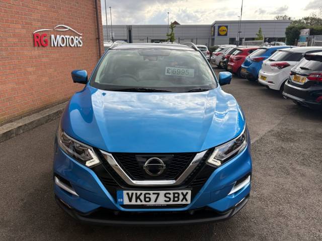 2017 Nissan Qashqai 1.5 dCi N-Connecta Blue 5dr Hatch